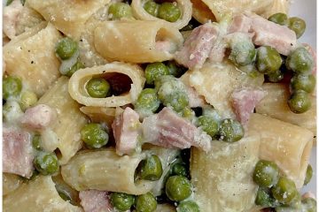 Pasta prosciutto e piselli - la cucina pugliese