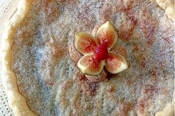 Torta di pasta sfoglia con fichi marmellata e amaretti - la cucina pugliese