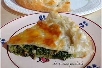 Torta salata con cime di rapa e salsiccia - la cucina pugliese