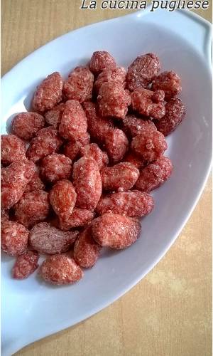 Mandorle pralinate
