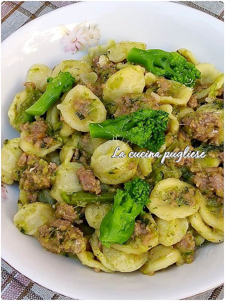 Orecchiette Con Salsiccia E Cime Di Rapa La Cucina Pugliese Cucina Tipica Pugliese E Non Solo