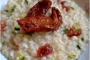 Risotto zucchine e pomodori secchi - la cucina pugliese